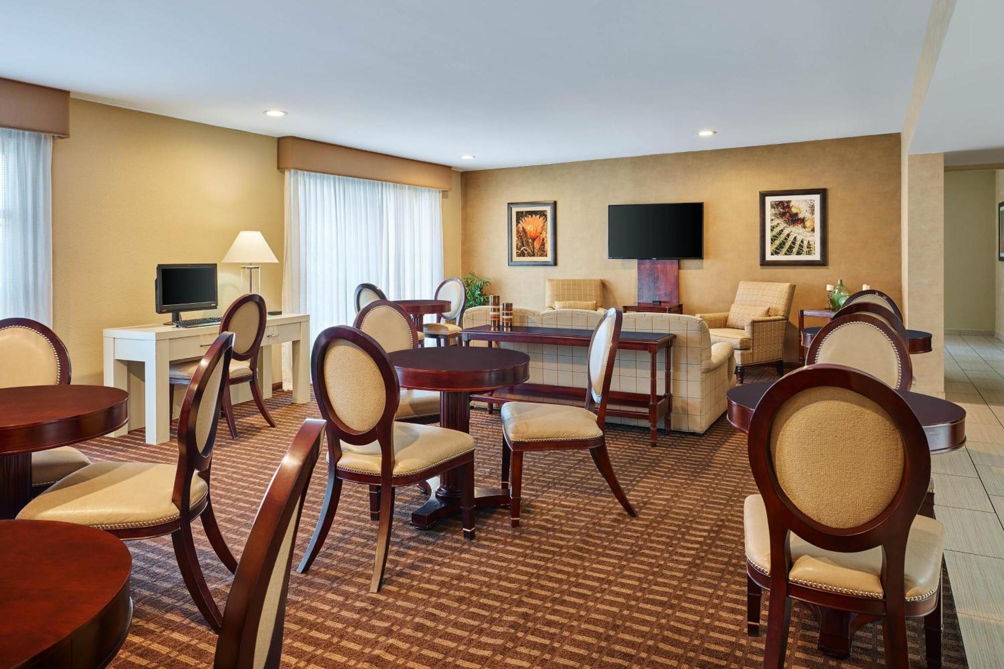 Sheraton Tucson Hotel & Suites Экстерьер фото